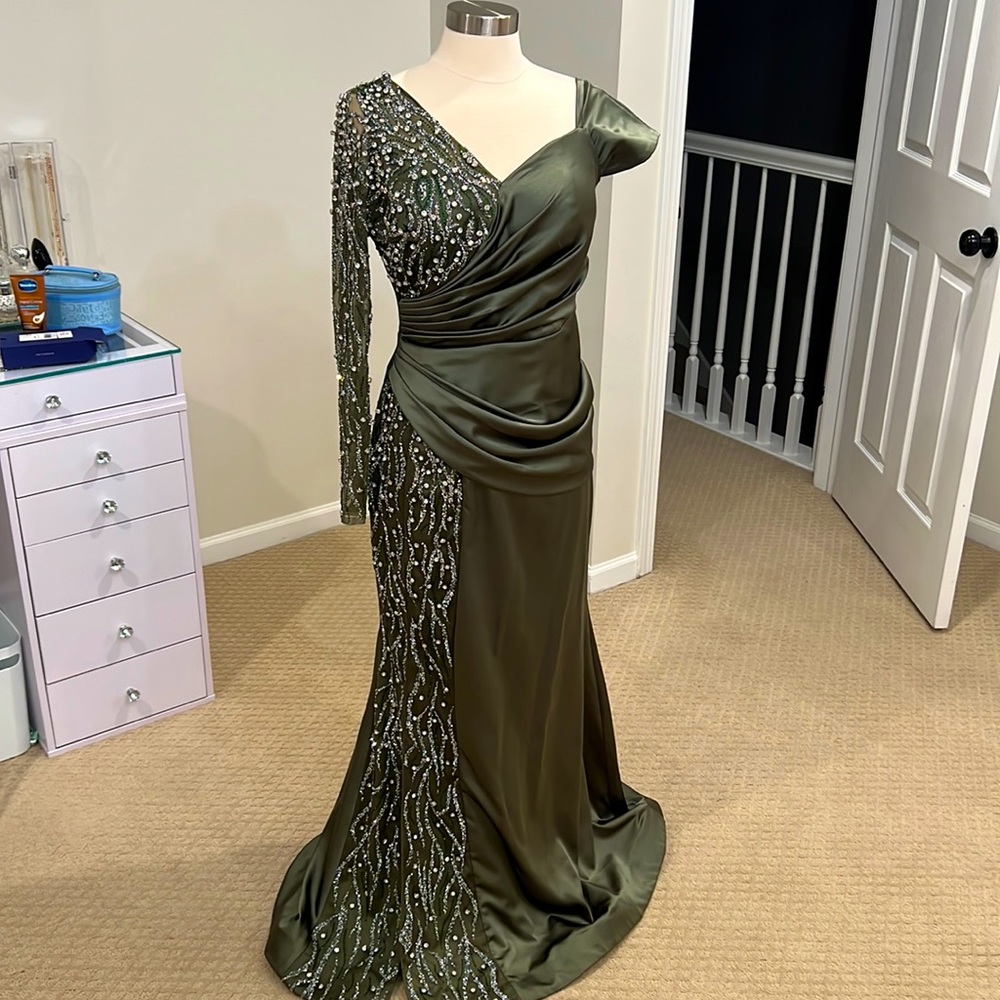 Gorgeous embroidered party dress